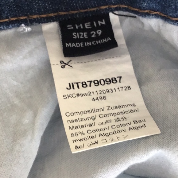 SHEIN denim frayed hem weekend shorts size 29 used great condition - Picture 4 of 5